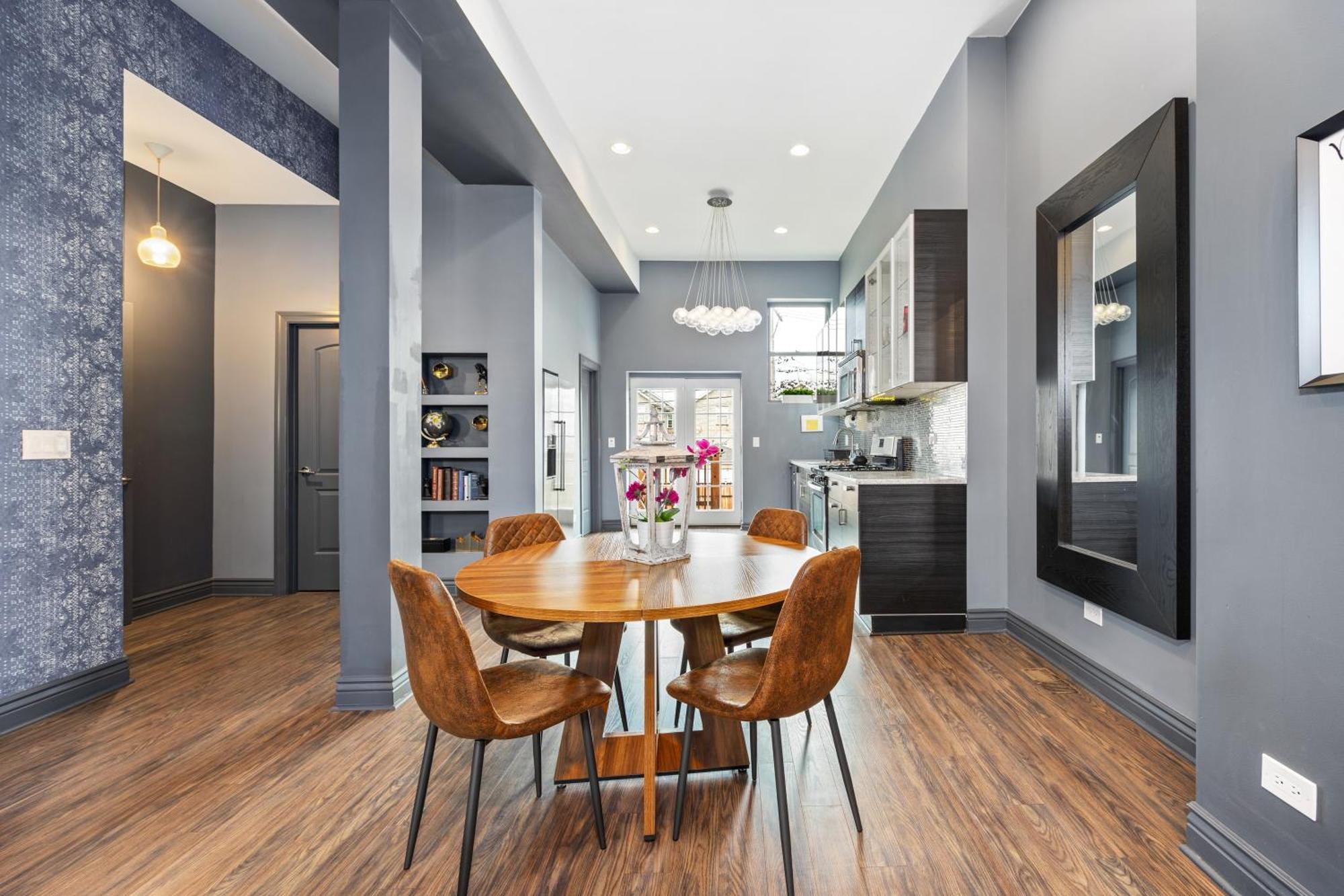 Mccormick Place Guest House Чикаго Екстериор снимка